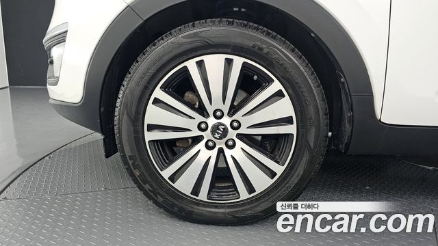 Kia Sportage 2014 thumb 5