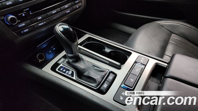 Hyundai Genesis 2015 thumb 9