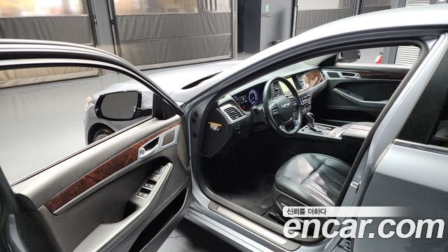 Hyundai Genesis 2015 thumb 10