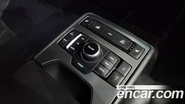 Hyundai Genesis 2015 thumb 12