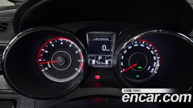SsangYong Tivoli 2016 thumb 9
