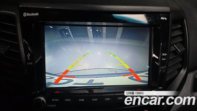 SsangYong Tivoli 2016 thumb 12