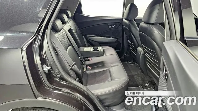 SsangYong Tivoli 2019 thumb 12