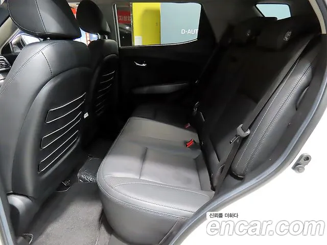 SsangYong Tivoli 2023 thumb 8