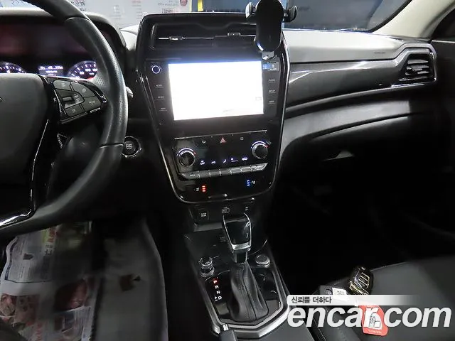 SsangYong Tivoli 2023 thumb 11
