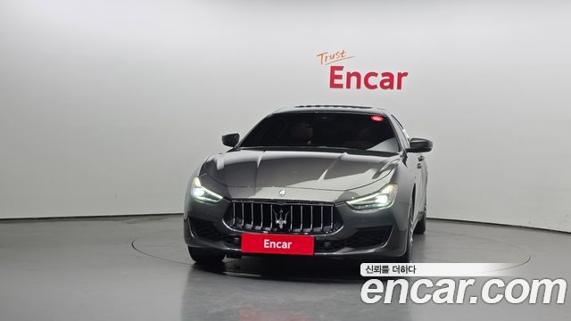 Maserati Ghibli 2021 thumb 4