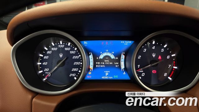 Maserati Ghibli 2021 thumb 9