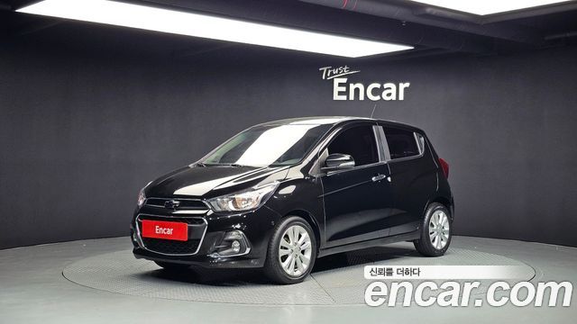 Chevrolet Spark 2017 thumb 2