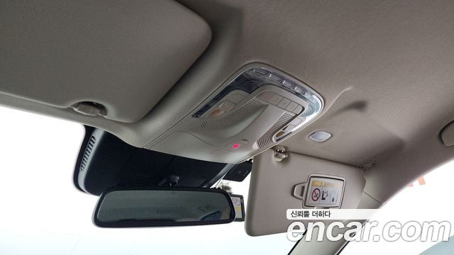 Mercedes-Benz V-Class 2022 thumb 11