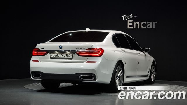 BMW 7 серии 2017 thumb 3