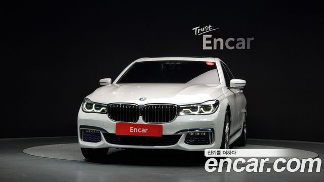 BMW 7 серии 2017 thumb 4