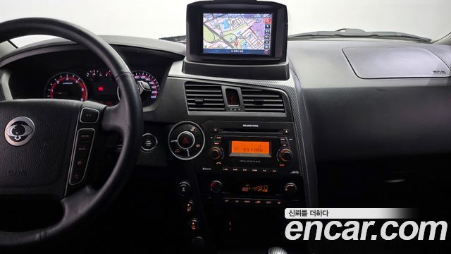 SsangYong Korando 2014 thumb 12
