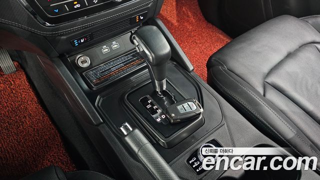 SsangYong Rexton 2022 thumb 10