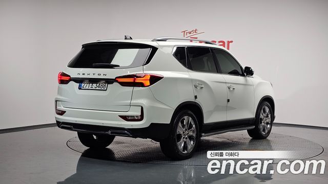 SsangYong Rexton 2021 thumb 3