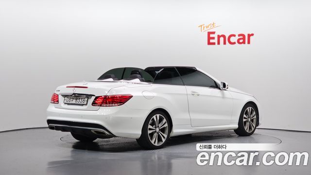 Mercedes-Benz E-Class 2017 thumb 3