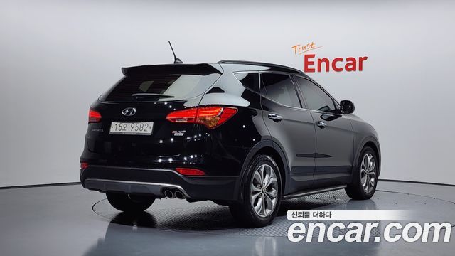 Hyundai Santa Fe 2012 thumb 3