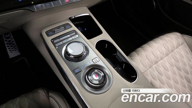 Genesis GV70 2023 thumb 9