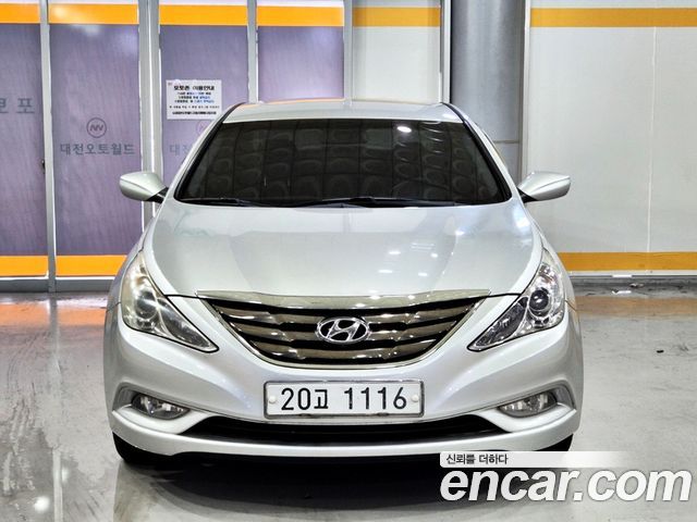 Hyundai Sonata 2009 thumb 3