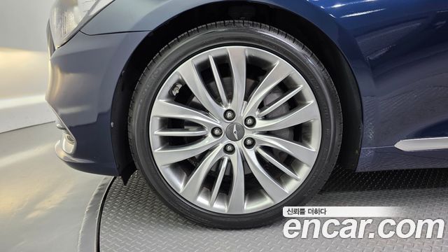 Genesis G80 2018 thumb 6