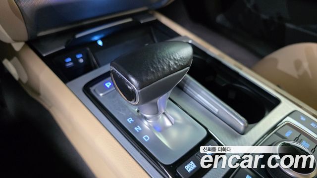 Genesis G80 2018 thumb 10