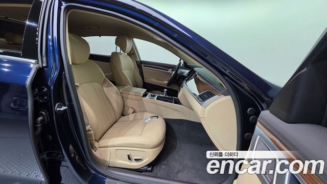 Genesis G80 2018 thumb 11