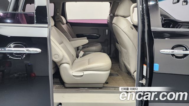 Kia Carnival 2020 thumb 12