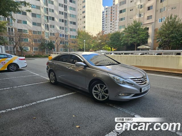 Hyundai Sonata 2010 thumb 4