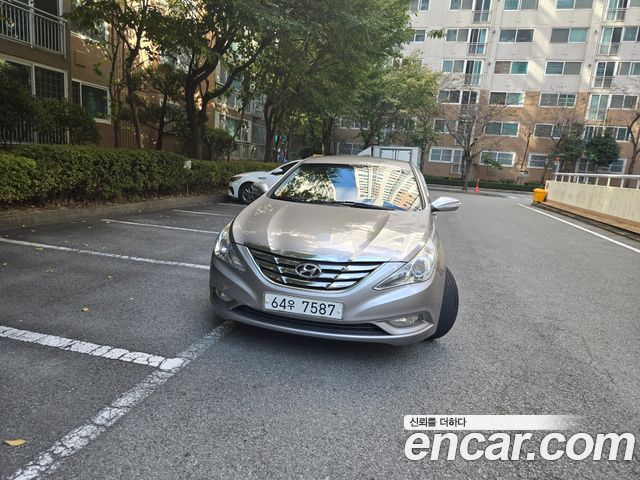 Hyundai Sonata 2010 thumb 12