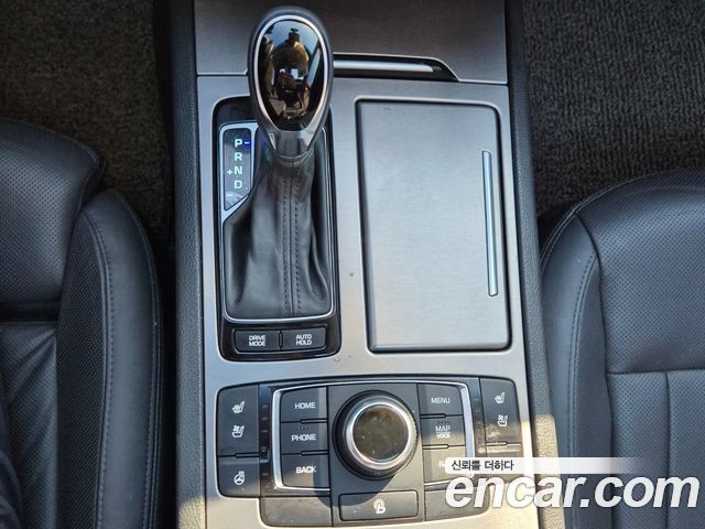 Hyundai Genesis 2015 thumb 10