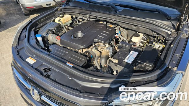 SsangYong Rexton 2019 thumb 6