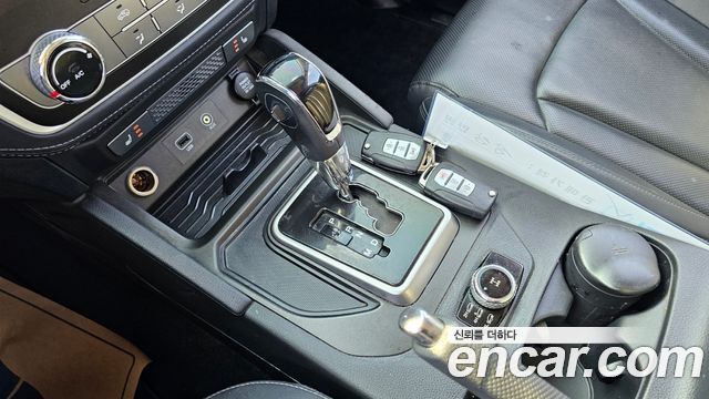 SsangYong Rexton 2019 thumb 9