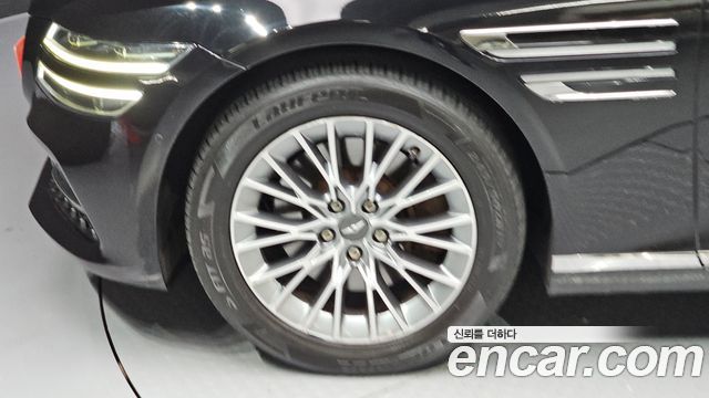 Genesis G80 2021 thumb 6