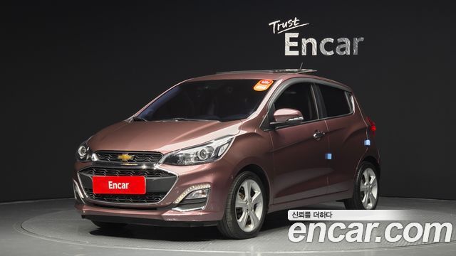Chevrolet Spark 2018 thumb 2