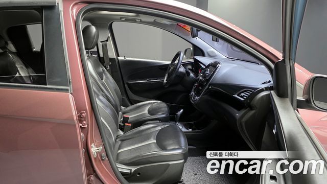 Chevrolet Spark 2018 thumb 10
