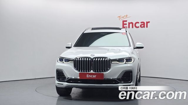 BMW X7 2021 thumb 4