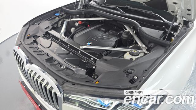 BMW X7 2021 thumb 7