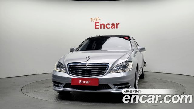 Mercedes-Benz S-Class 2011 thumb 4