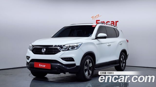 SsangYong Rexton 2017 thumb 2