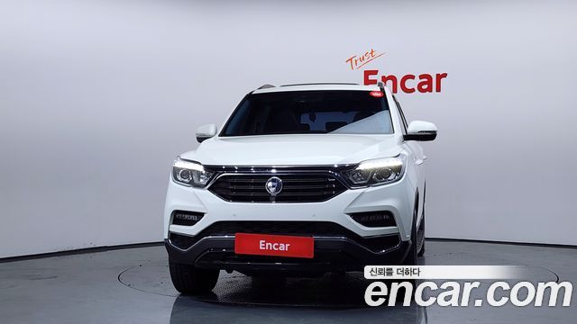 SsangYong Rexton 2017 thumb 4