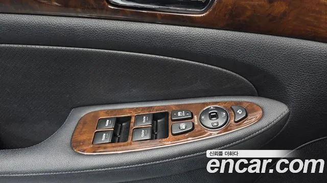 Hyundai Genesis 2008 thumb 11