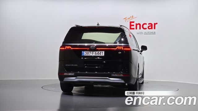 Kia Carnival 2020 thumb 5