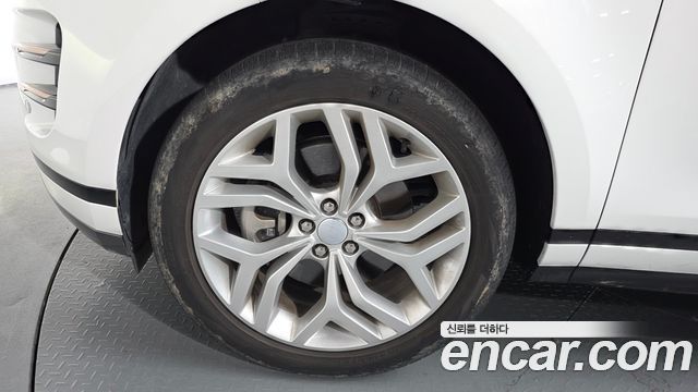 Land Rover Range Rover Evoque 2022 thumb 6