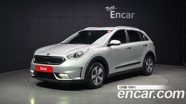 Kia Niro 2018 thumb 2