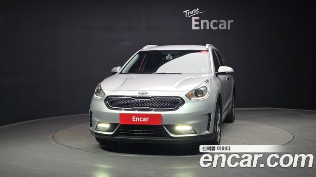 Kia Niro 2018 thumb 4