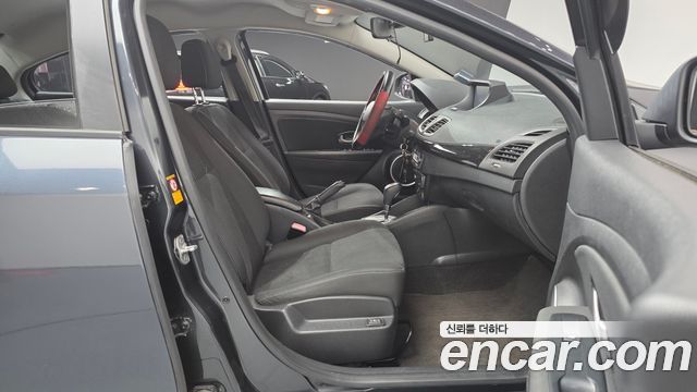 Renault Korea SM3 2013 thumb 11