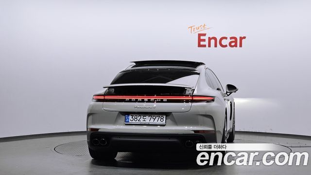 Porsche Panamera 2024 thumb 5