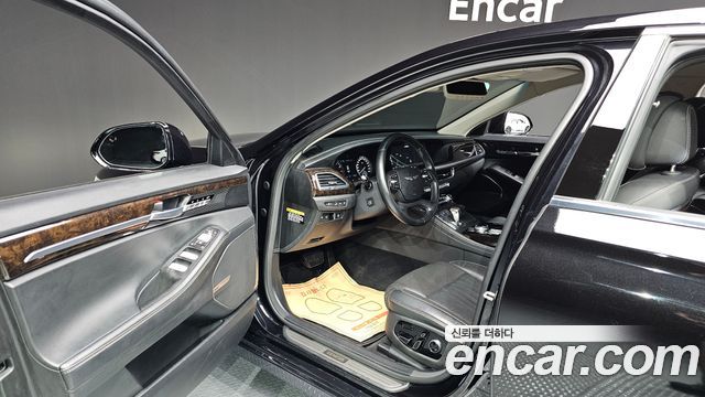 Genesis G90 2020 thumb 10