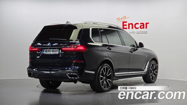 BMW X7 2020 thumb 3