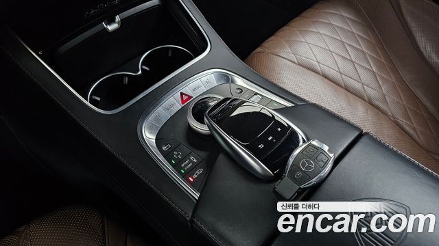 Mercedes-Benz S-Class 2017 thumb 9