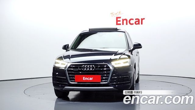 Audi Q5 2020 thumb 4